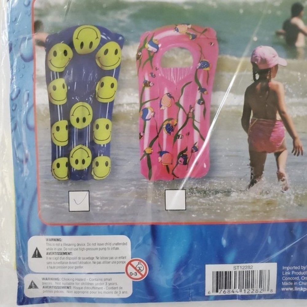 WaterWorks | Inflatable Mini Mattress - Picture 3 of 10
